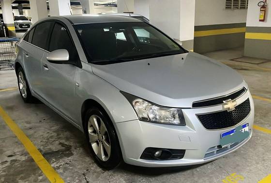 CHEVROLET CRUZE 1.8 LT 16V FLEX 4P AUTOMÁTICO CHEVROLET CRUZE 1.8 LT 16V FLEX 4P AUTOMÁTICO